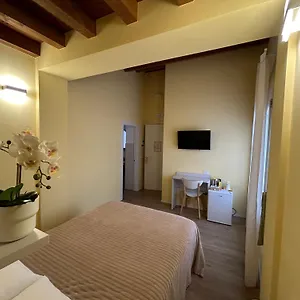 https://laguna-blu-mestre.hotelinveneto.com